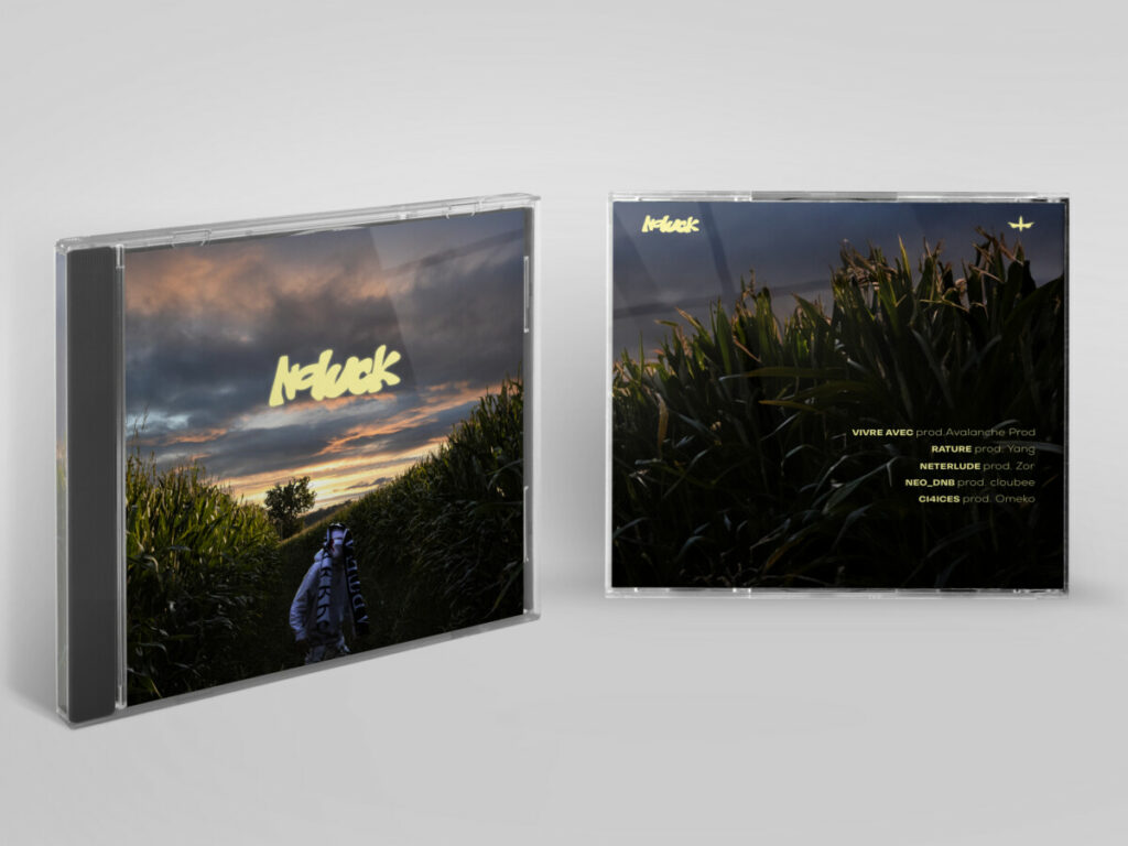 Maquette de l'album NOLUCK de NETER, avec à gauche la pochette , et à droite la liste des morceaux.